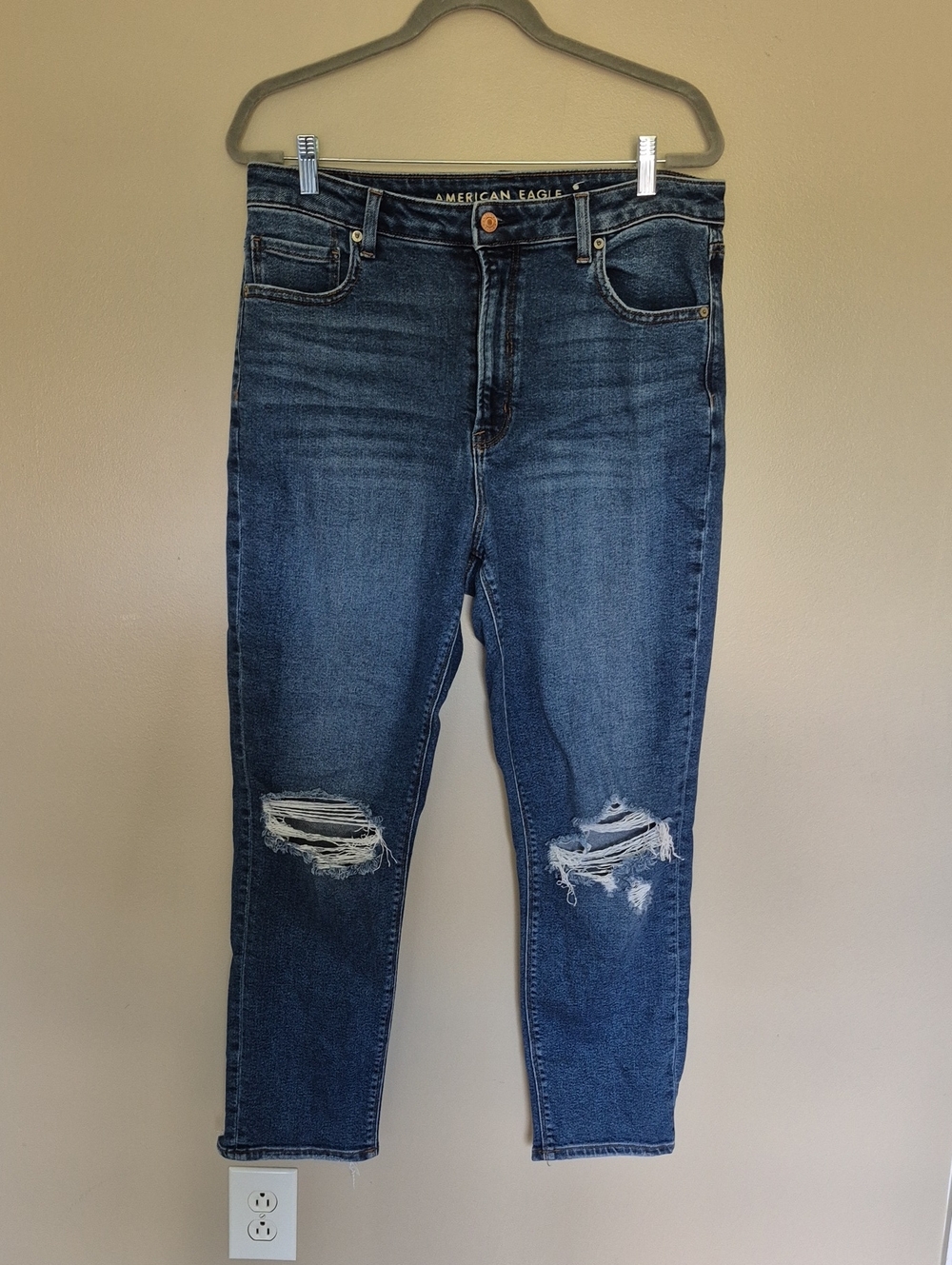 American Eagle Outfitters Distressed Blue High-Rise Womenβs Mom Jeans